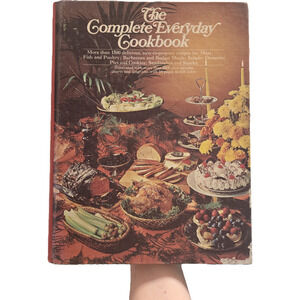 The Complete Everyday Cookbook: Over 1500 Recipes (1971) Retro Vintage